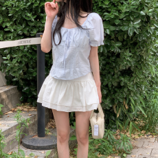 批发2025<b class='q'>韩国</b><b class='q'>官</b><b class='q'>网</b>夏季新款甜美俏皮方领泡泡袖系带衬衫