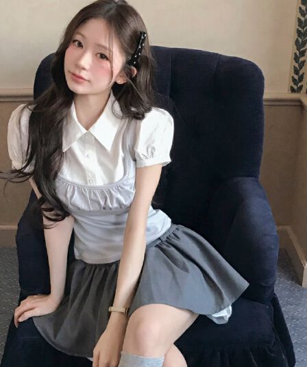 거품 소매 패치워크 페이크 레이어드 달콤한 자매 착용 가져 가라. 기타 소녀 센스 화이트 반팔 셔츠