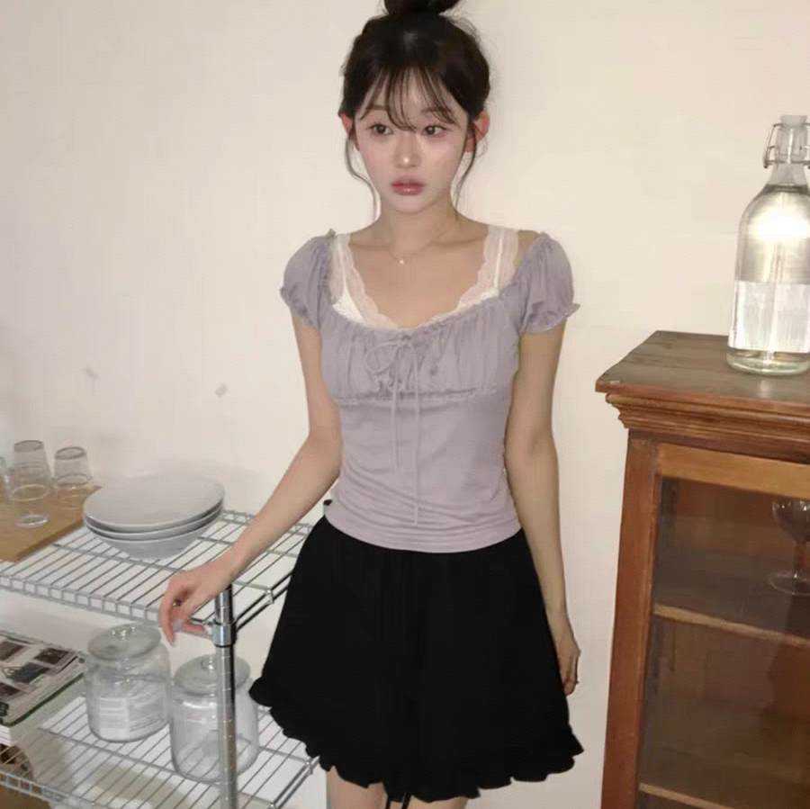 귀신 소녀 거품 소매 레이스 스트랩 티셔츠