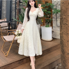 批发新款大码法式复古赫本风<b class='q'>高档</b>提花<b class='q'>连衣裙</b>女秋季收腰显瘦气质长裙子