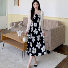 批发新款大码女装吊带碎花连衣裙夏季胖mm宽松显瘦中长款遮肚子裙两件