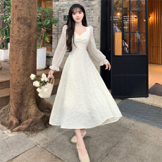 批发法式温柔风长袖连衣裙女2026春装大码胖mm气质收腰显瘦超仙长裙子