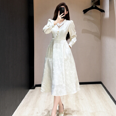 批发口袋大码法式方领提花<b class='q'>连衣</b>裙女秋温柔气质收腰显瘦仙女裙复古<b class='q'>长裙</b>