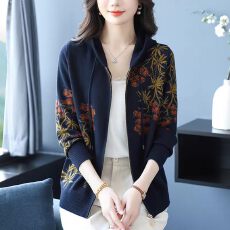 批发女士连帽卫衣短外套春装2026新款中年<b class='q'>妈妈</b>高级感宽松春秋针织上衣