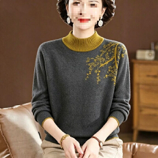 批发<b class='q'>妈妈装</b>秋冬新款洋气半高领针织衫上衣中老年宽松绣花打底衫上衣女