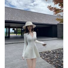 批发半高领上衣外穿可内搭高级感拉链2025巨好看的黑色长袖针织<b class='q'>连衣裙</b>