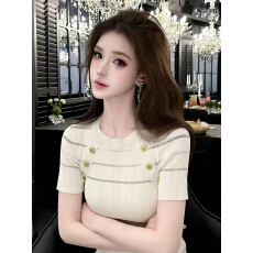 批发小香风法式金属扣<b class='q'>条纹</b>冰丝针织衫女短袖修身气质御姐上衣2026夏季