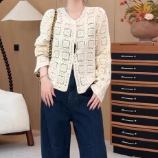 批发法式<b class='q'>镂空</b>钩花长袖针织开衫女早秋氛围感穿搭独特漂亮宽松外套上衣