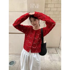 批发法式温柔风<b class='q'>镂空</b>钩花圆领长袖T恤女2025春季新款时尚百搭减龄上衣