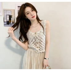 批发新版复古设计感刺绣钩花镂空亮片无袖背心马甲