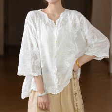 批发文艺森系多色棉麻刺绣花边<b class='q'>衬衫</b> 夏季轻薄单排扣V领显瘦<b class='q'>衬衫</b>外套女