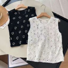 批发夏新款<b class='q'>韩版</b>时尚百搭显瘦圆领镂空钩花蕾丝背心女减龄小衫潮