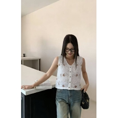 批发刺绣钩花V领马甲<b class='q'>背心</b>夏季洋气质外搭开衫薄罩衫