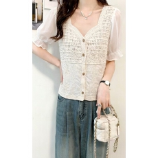 批发别致镂空重工加<b class='q'>亮片</b><b class='q'>背心</b>外穿2025夏新款蕾丝拼接v领无袖上衣