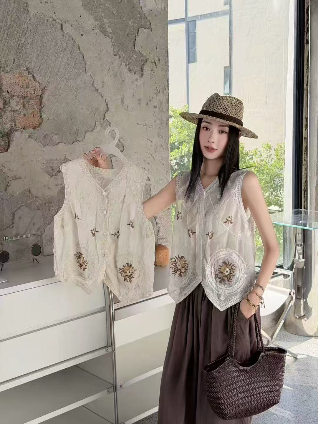 2026 여름 새로운 디자인 센스 전체 연령 감소 다용도 스택 착용 베스트 외부 잡아라. 의류 여성
