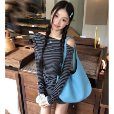 批发红人馆<b class='q'>长袖</b><b class='q'>t</b><b class='q'>恤</b>女2025新款初秋季高级小众不撞衫条纹露肩斜肩上衣