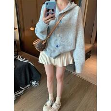 批发设计感软糯灰色连帽毛衣外套女秋季海星显瘦<b class='q'>宽松</b>针织开衫上衣