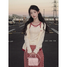 批发早秋季女装韩系学院风开衫吊带两件套女2025新款法式气质套装