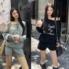 批发红人馆针织衫女韩系早秋穿搭2025新款<b class='q'>上衣</b>黑色斜肩慵懒风毛衣外套