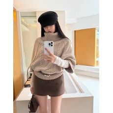 批发不冷BULENG<b class='q'>原</b>cchun纯子麻花针织斗篷羊毛上衣设计感毛衣女秋