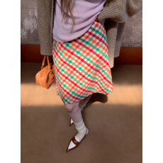 批发9C《利兹新贵》彩虹格半身裙女2025新款高腰a字遮胯复古显瘦裙子