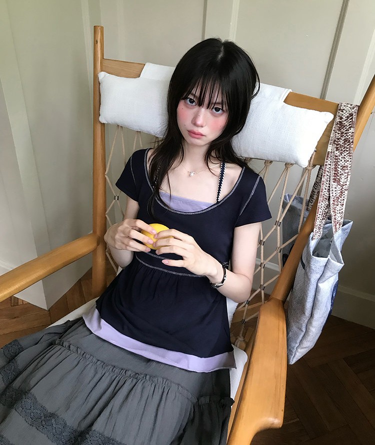 다우 시시 주간 징하이 연기 보라색 출퇴근 페이크 레이어드 행침 목 반팔 맨위 여름 루즈핏 다용도 u 종류 티셔츠 여성