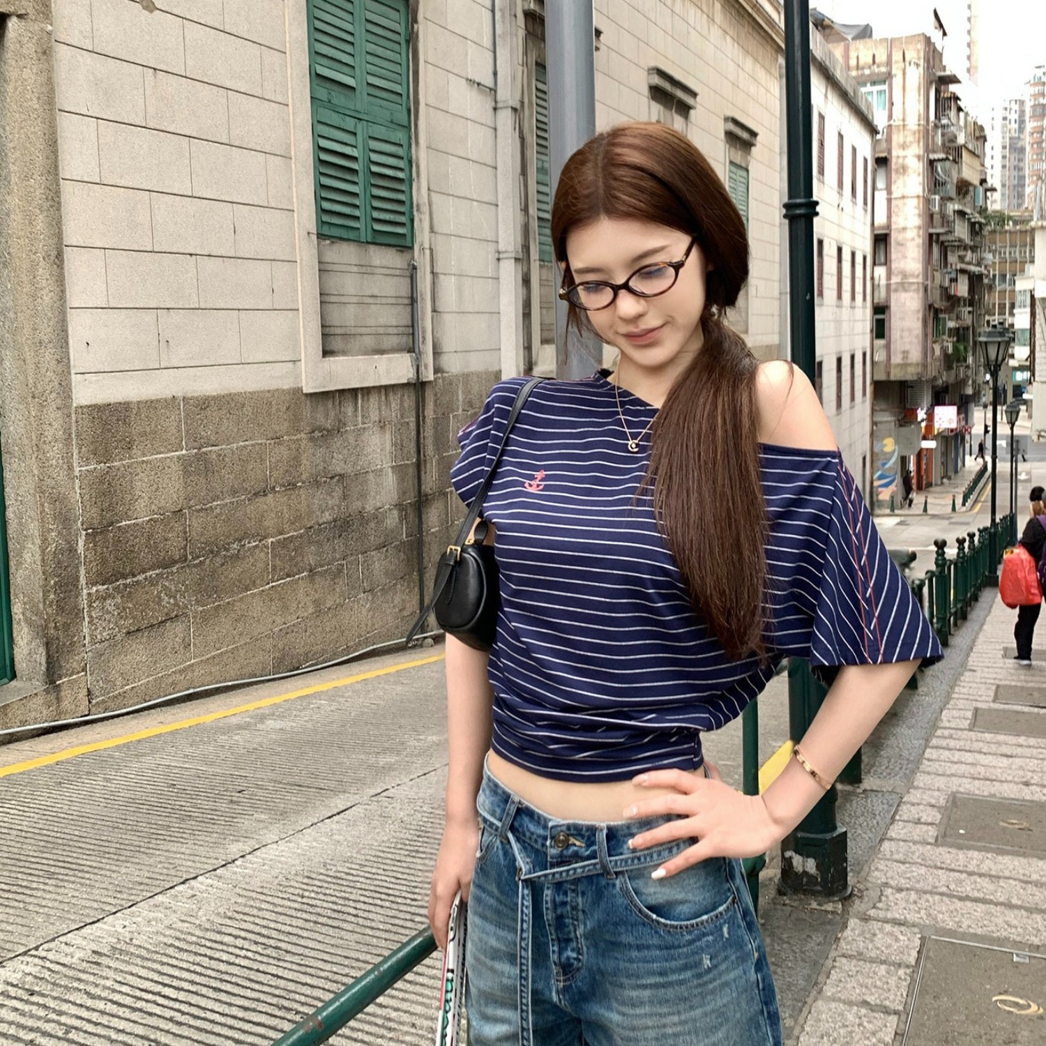 wuuus 해상 휴일 스트라이프 해군 프린트 오프숄더 반팔 여성 여름 비스듬한 어깨 의류 티셔츠 루즈핏