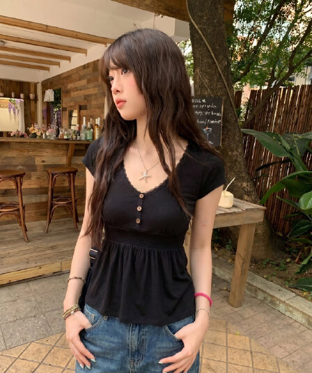pphome 직접 만든 블랙 숙련 된 연인 디자인 센스 레이스 조각 V넥 단추 반팔 티셔츠 허리 수축 주름 맨위