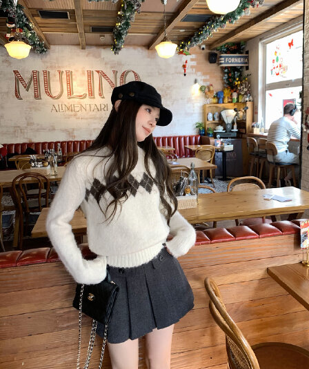 hhyii 소나무 차 코코아 레트로 링 그리드 라운드 넥 풀오버 스웨터 여자 가을 겨울 디자인 센스 슬림해 보이는 니트 맨위