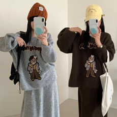 秋冬毛衣针织套装加厚卡通小熊两穿上衣外套+半身裙两件套