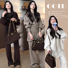 新品孕妇慵懒休闲套装秋冬新款针织衫毛衣屁帘裤子两件套穿搭