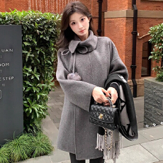 批发灰色设计感大衣<b class='q'>女</b>秋冬新款复古高级感韩系中长款时尚毛呢斗篷外套