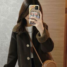 批发2025新款上新女装咖色翻领皮毛一体加绒加厚短款羊羔毛外套女冬季