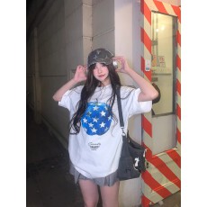 批发220克纯棉苹果印花短袖t恤<b class='q'>女</b>