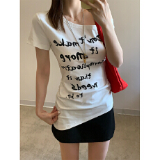 批发40支92棉8氨纶 辣妹风<b class='q'>白色</b>字母印花斜肩短袖T恤女夏季露肩上衣