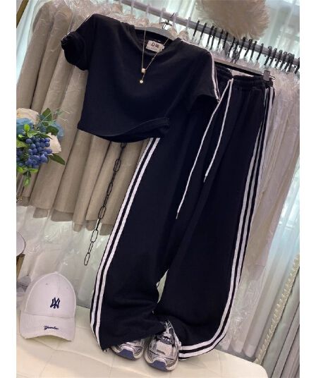 아메리칸 루즈핏 캐주얼 운동 바지 와이드 레그 팬츠 투피스 세트 외국 가스 패션 긍정적 인 어깨 몸매 가꾸기 반팔 티셔츠 세트 여성