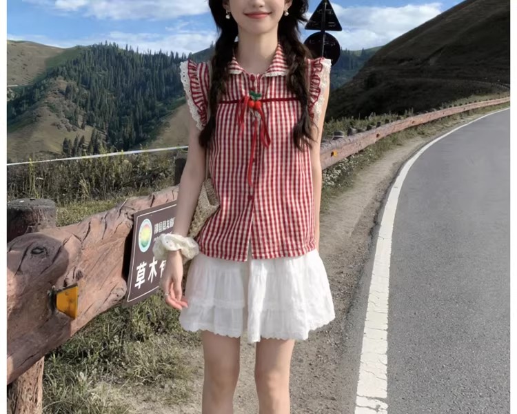 2026 여름 한 부서 체크무늬 여성 셔츠 디자인 센스 레이스 레이스 나비 매듭 작은 날다 소매 여성 셔츠