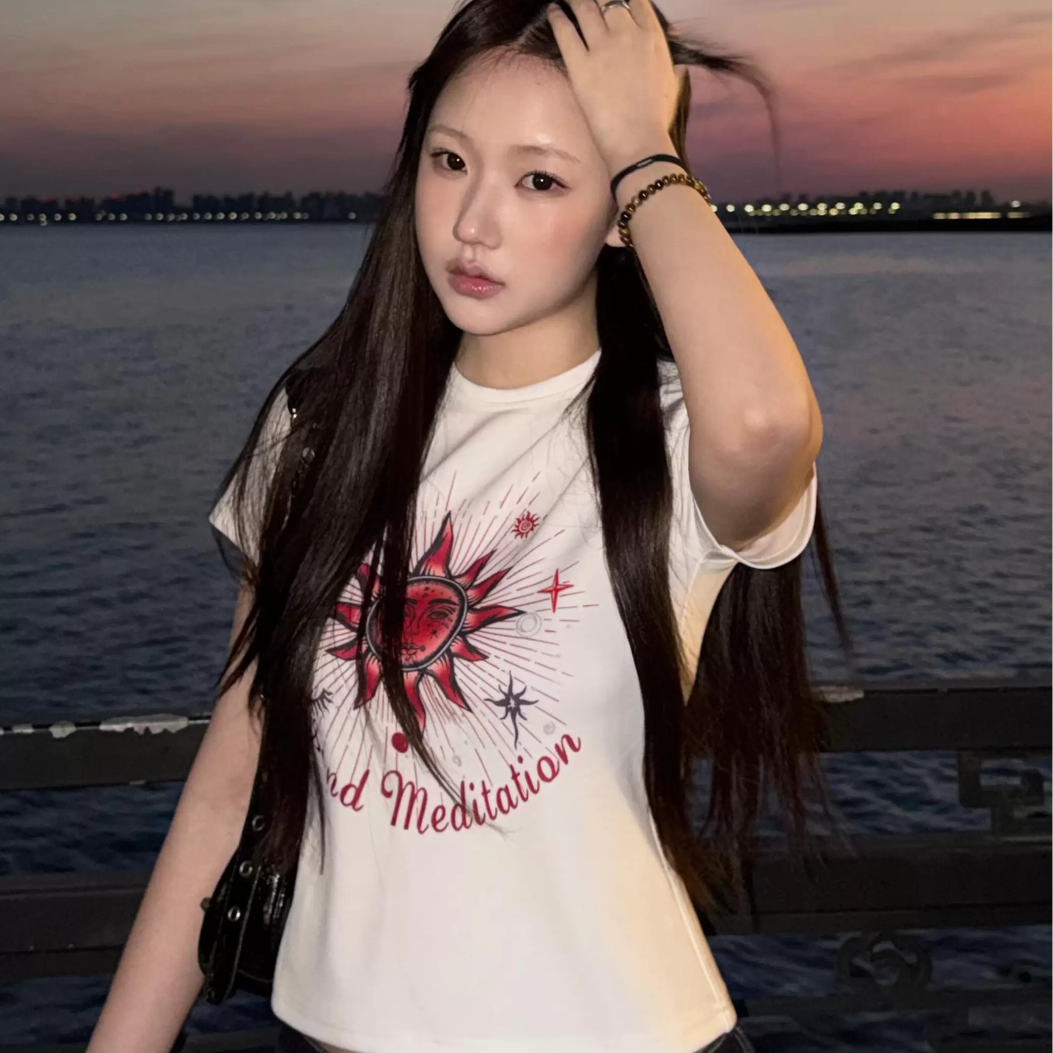 40 220 그램 빗질하다 92 면 8 암모니아 Lun 이후 패키지 칼라 몸매 가꾸기 슬림해 보이는 긍정적 인 어깨 반팔 티셔츠 여성