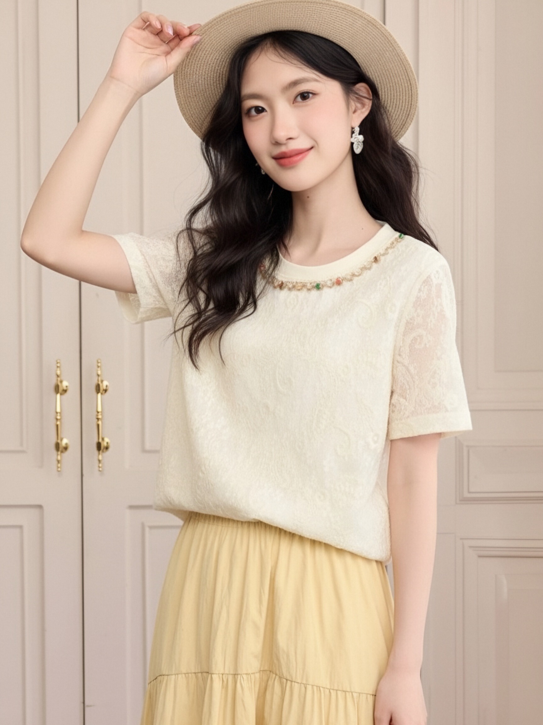 부드러운 바람 레이스 반팔 티셔츠 여성 여름 새로운 라운드 넥 부드러운 품격 다용도 슬림해 보이는 연령 감소 달콤함 맨위