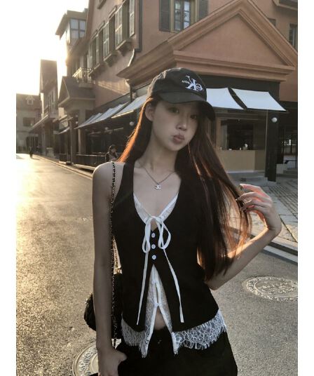 사람들 면 레이스 캐미솔 여름 외출용 검정색 핫걸 착용 가져 가라. 레이스 페이크 레이어드 민소매 맨위