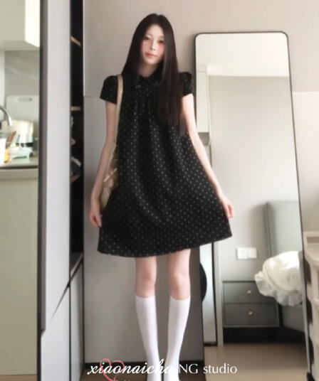 일본식 레트로 검정색 도트 무늬 베이비 칼라 반팔 여성 드레스 여름 새로운 고급 센스 패션 루즈핏 미니 스커트