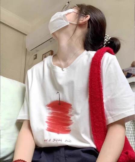 빗질하다 순면 230 크 순면 반팔 루즈핏 가을 어깨 프린트 티셔츠 여름 맨위 디자인 센스 작은 대중