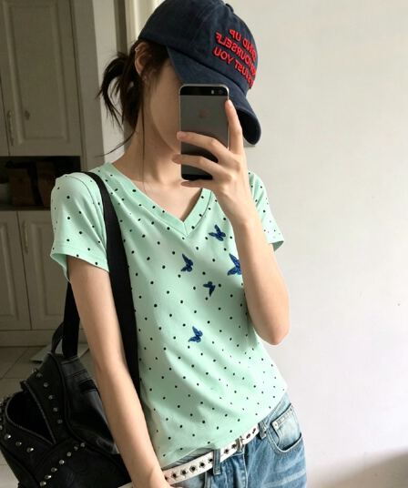 40 220 그램 빗질하다 92 면 8 암모니아 Lun 이후 패키지 칼라 몸매 가꾸기 슬림해 보이는 긍정적 인 어깨 V넥 반팔 티셔츠 여성