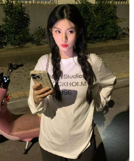 21 순면 이후 패키지 칼라 프린트 긴팔 티셔츠 여성 루즈핏 라운드 넥 맨위