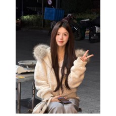 批发2026冬新款羊羔毛外套女短款连帽显瘦加厚环保<b class='q'>皮草</b>年轻款毛毛<b class='q'>大衣</b>