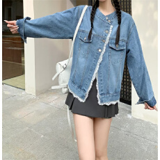 批发2026秋<b class='q'>冬</b>韩版蕾丝花边拼接牛仔外套女高级感小香风上衣