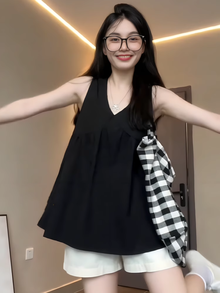빅 사이즈 디자인 센스 V넥 작은 키 인사이드 가져 가라. 민소매 조끼 여성 지방 mm 슬림해 보이는 루즈핏 검정색 맨위 서비스
