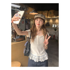 批发大码显瘦蕾丝拼接短袖T恤女夏季假两件设计感修身显瘦短款上衣服