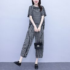 批发实拍2026夏季新款<b class='q'>大码</b>女装宽松短袖胖妹妹遮肉显瘦时尚套装两件套