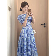 批发法式蓝白格子短袖连衣裙女夏季2026新款气质收腰高级海边度假长裙